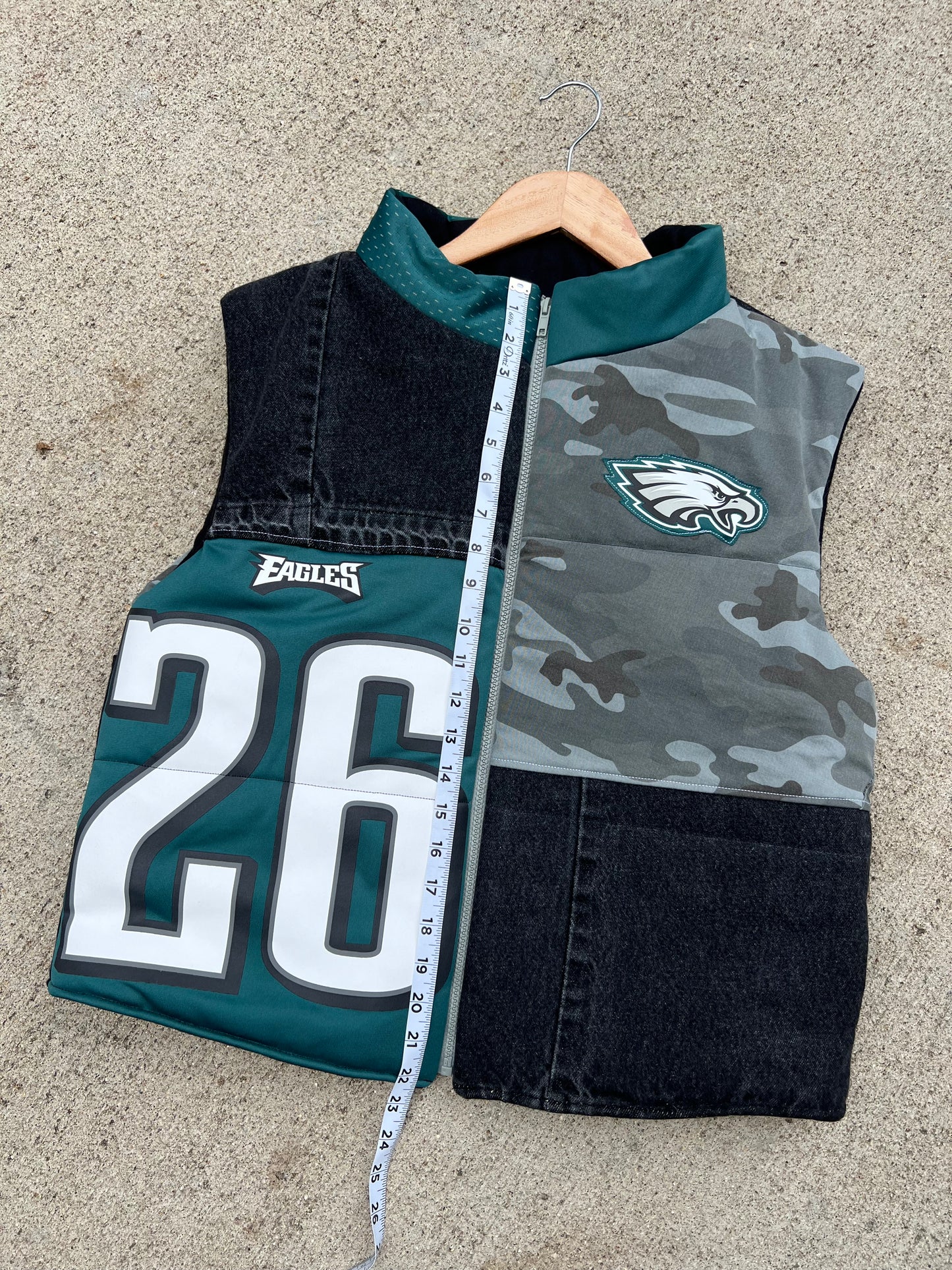 Eagles Barkley Full Length Vest - XL
