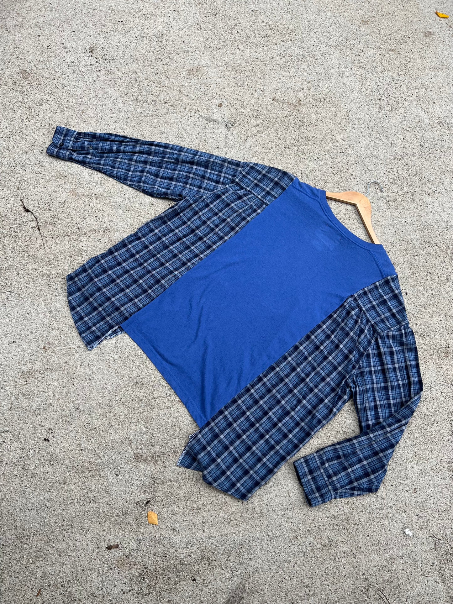Colts Flannel Tee - One Size