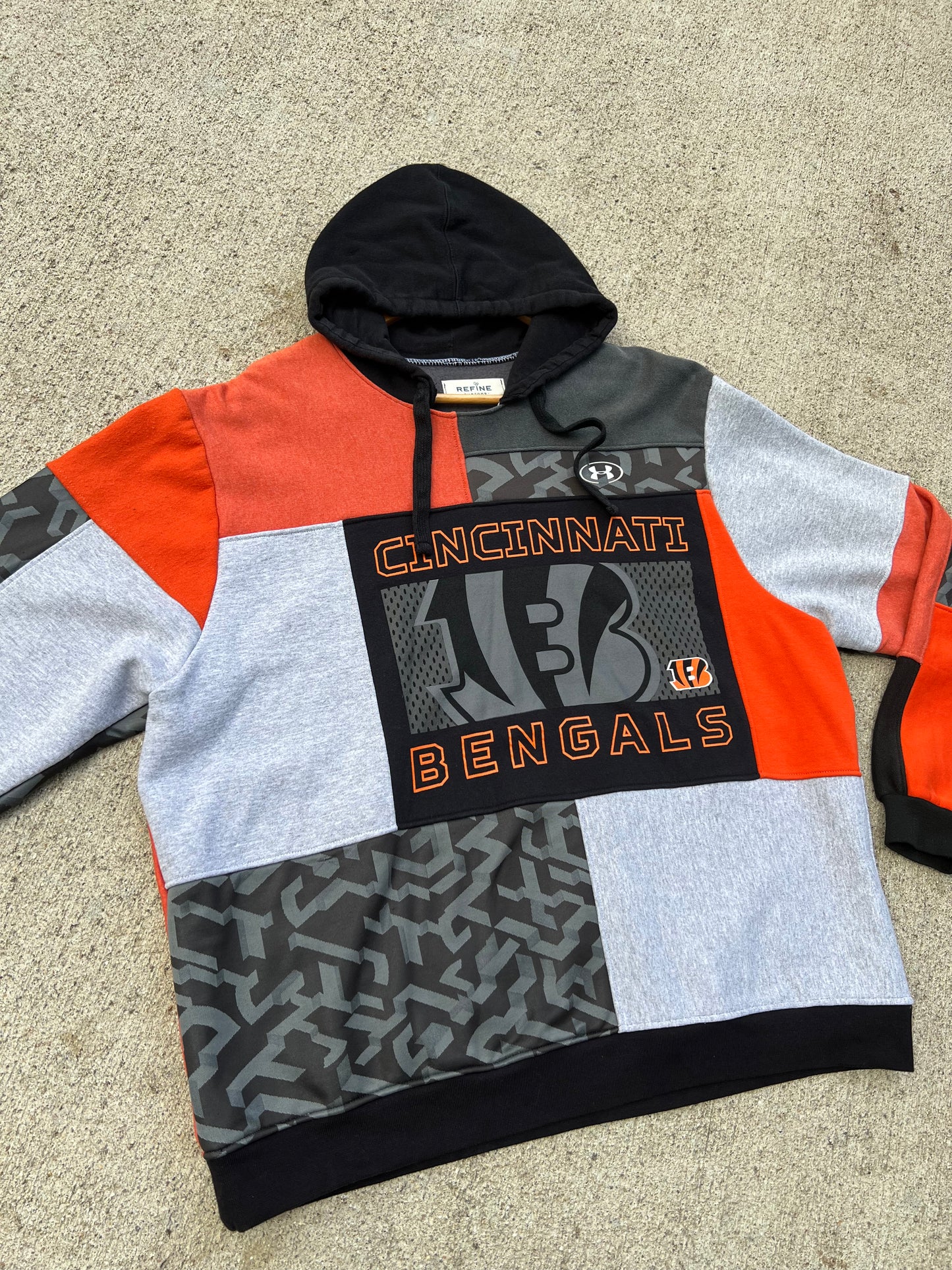 Bengals Under Armour Patchwork Hoodie - L
