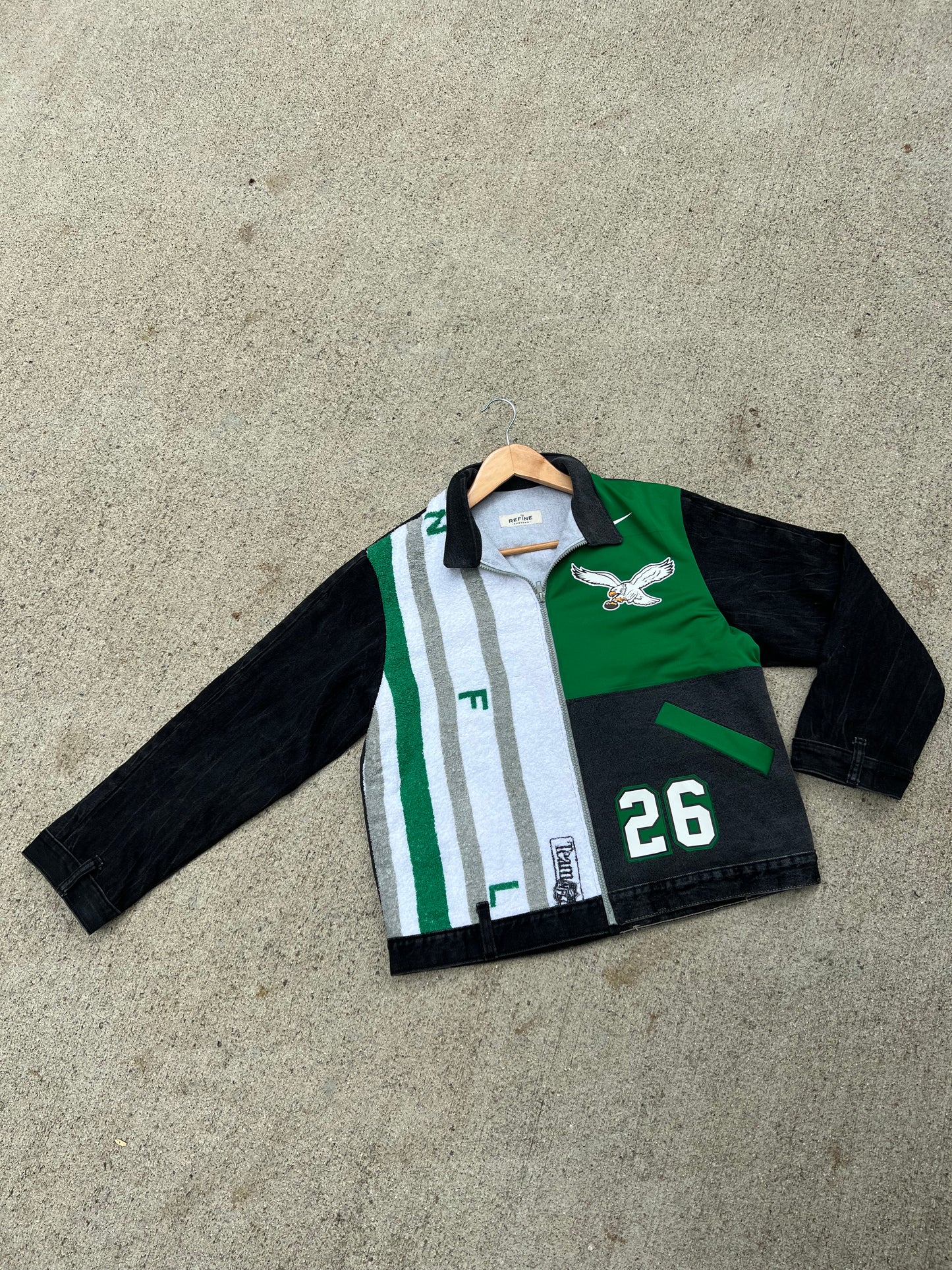 Eagles Kelly Green Denim Jacket - M