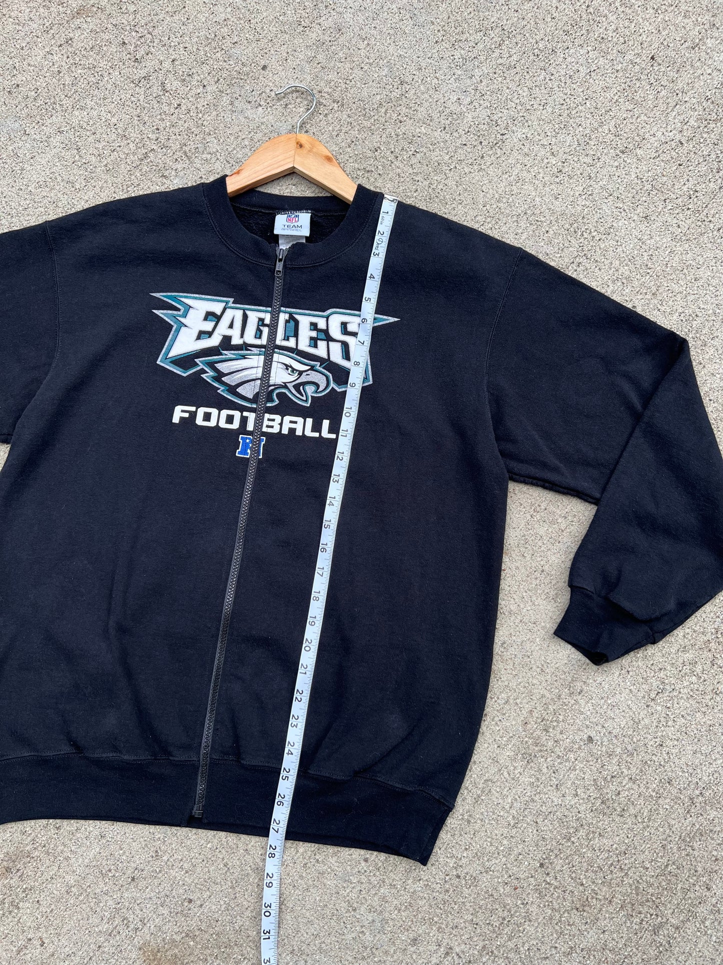 Eagles Zip Up Crew - M