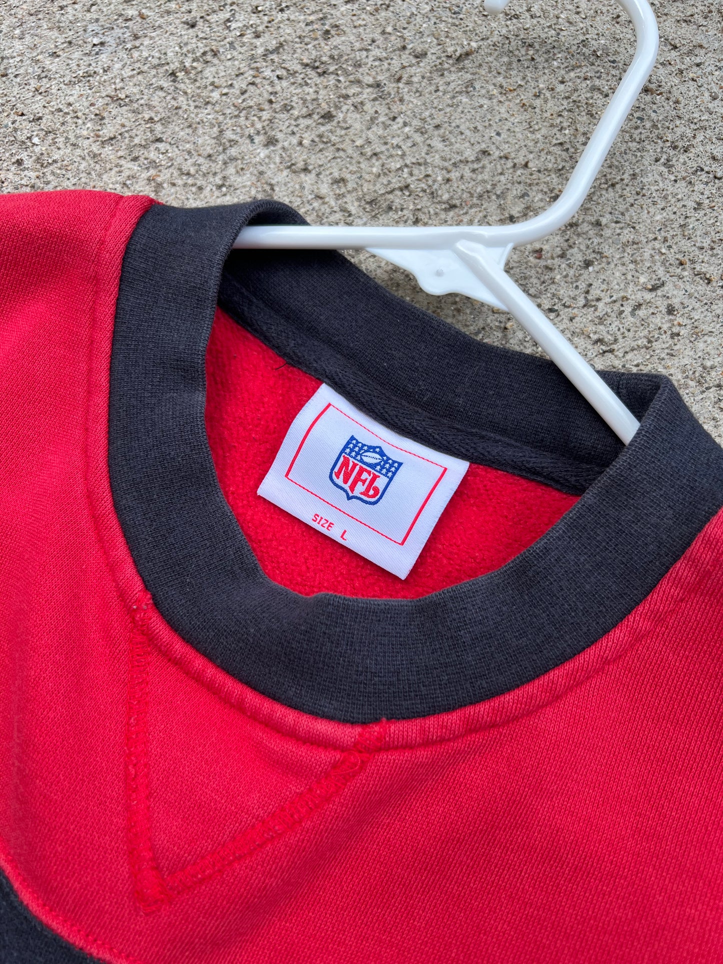 Falcons Vintage Crew - L