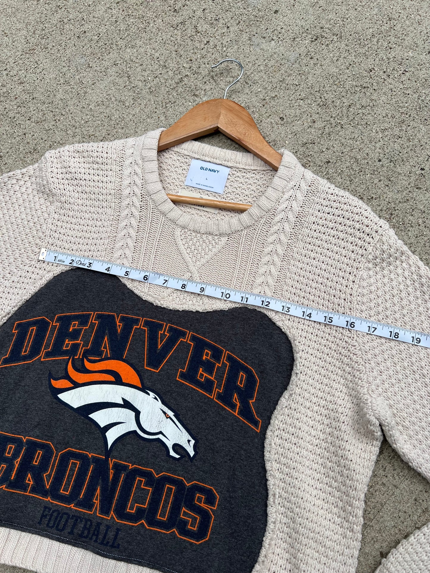 Broncos Cable Knit Crop Sweater - L