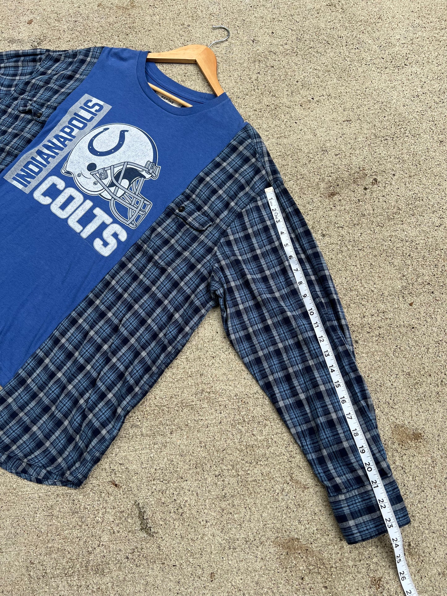 Colts Flannel Tee - One Size
