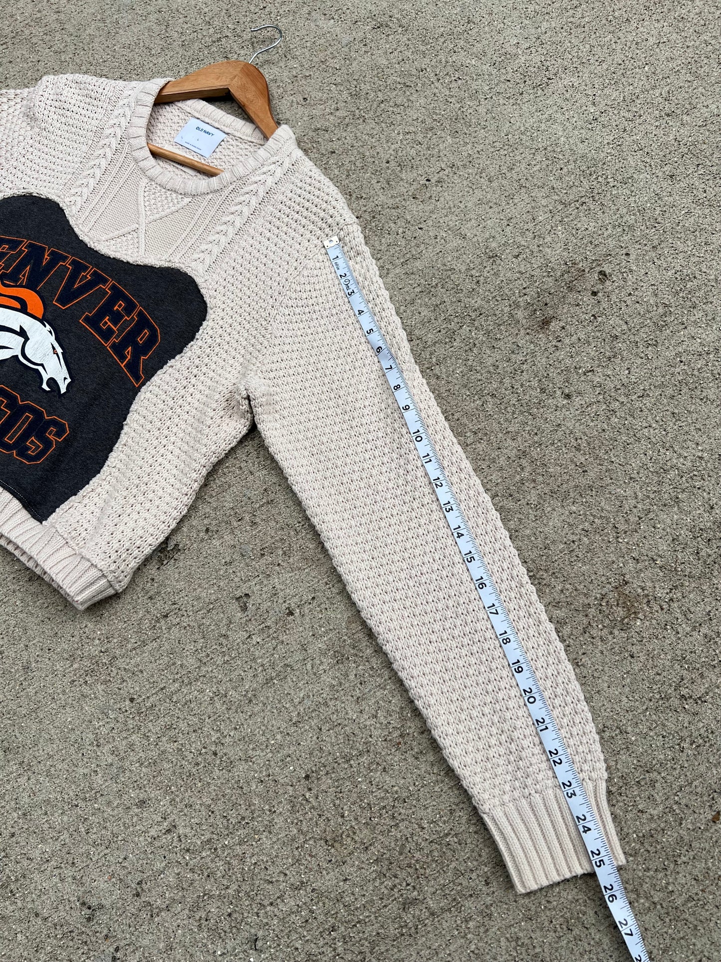 Broncos Cable Knit Crop Sweater - L