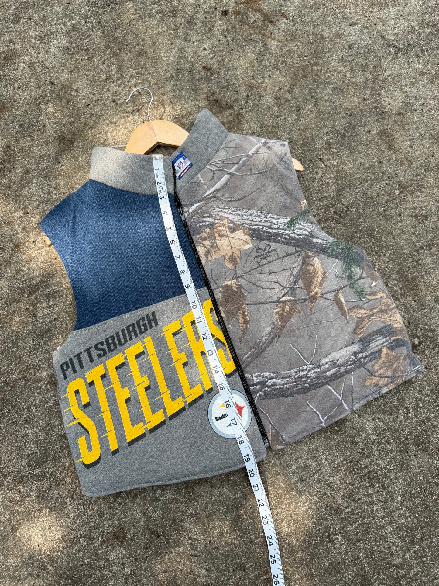 Pittsburg Steelers Puffer Vest - M