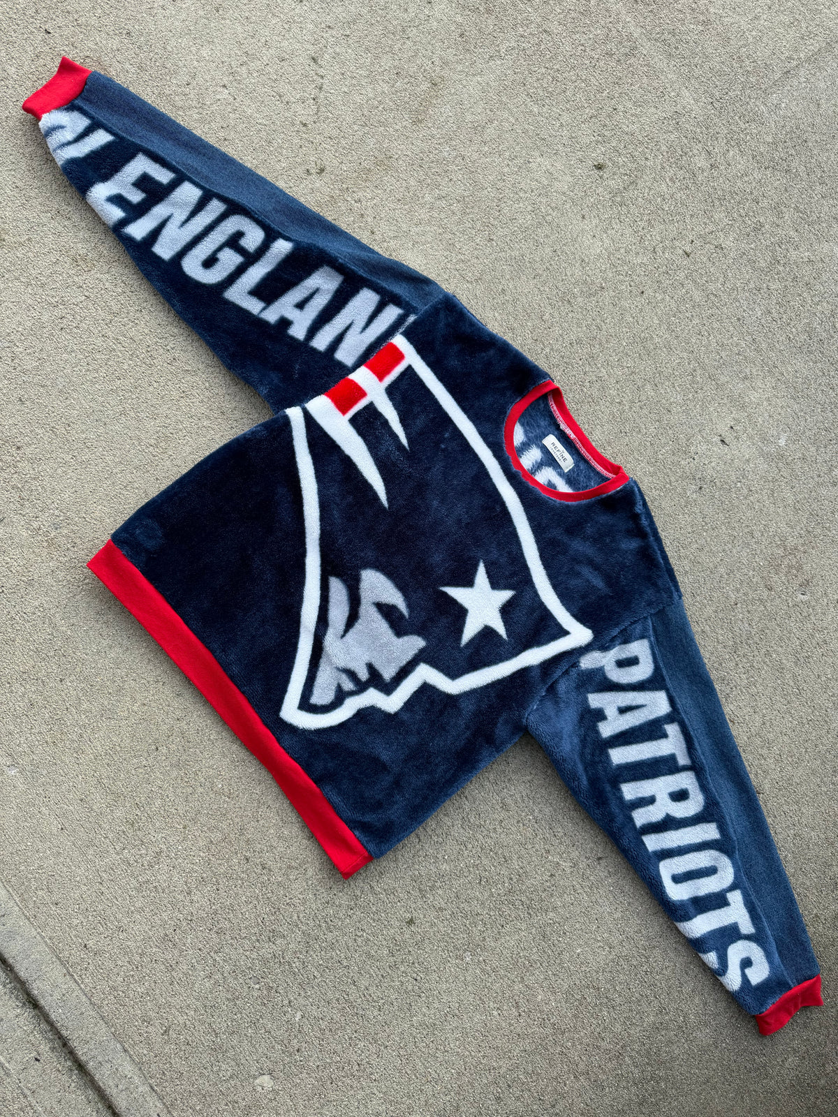 New England Patriots Blanket Crewneck - L