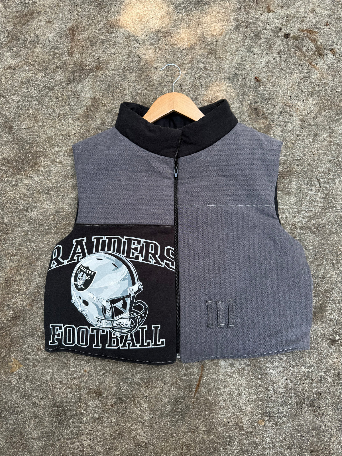 Los Vegas Raiders Puffer Vest - XL