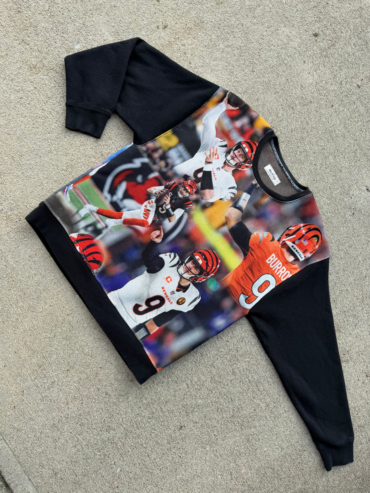 Cincinnati Bengals Tapestry Crewneck - L