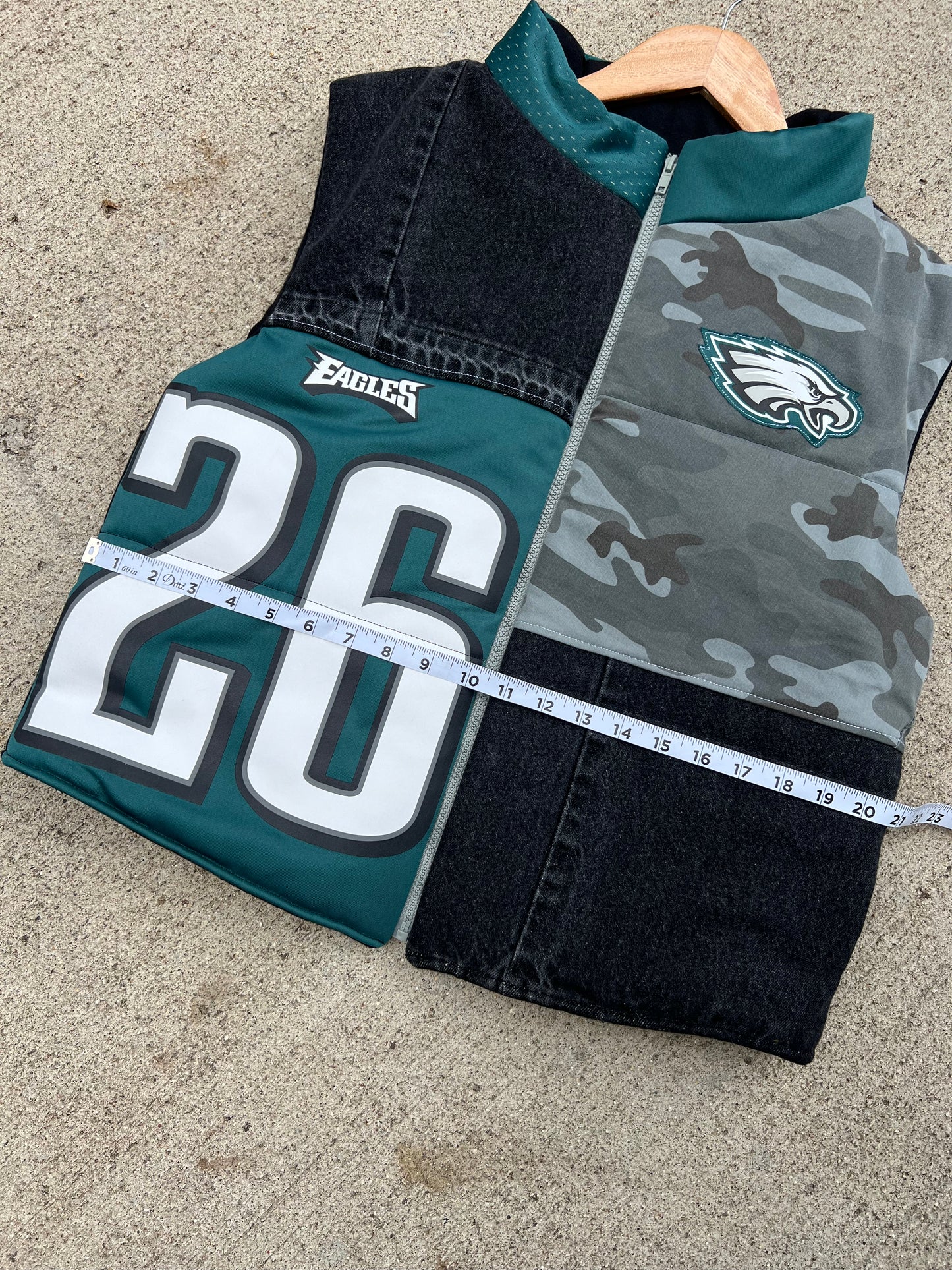 Eagles Barkley Full Length Vest - XL