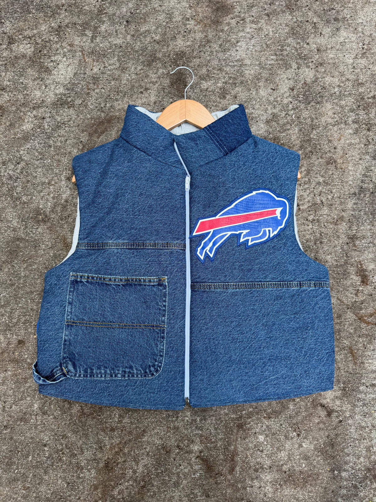 Buffalo Bills Puffer Vest - L