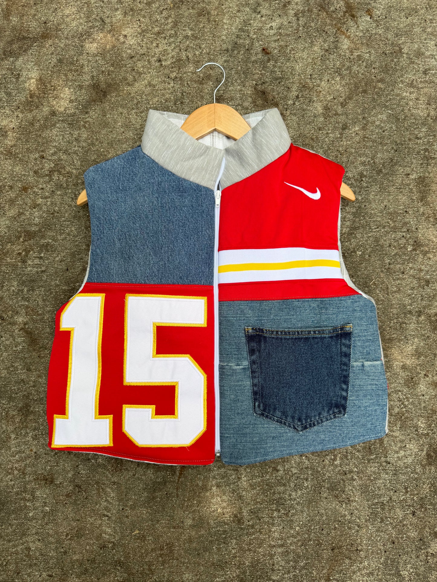 Kansas City Chiefs Puffer Vest - M