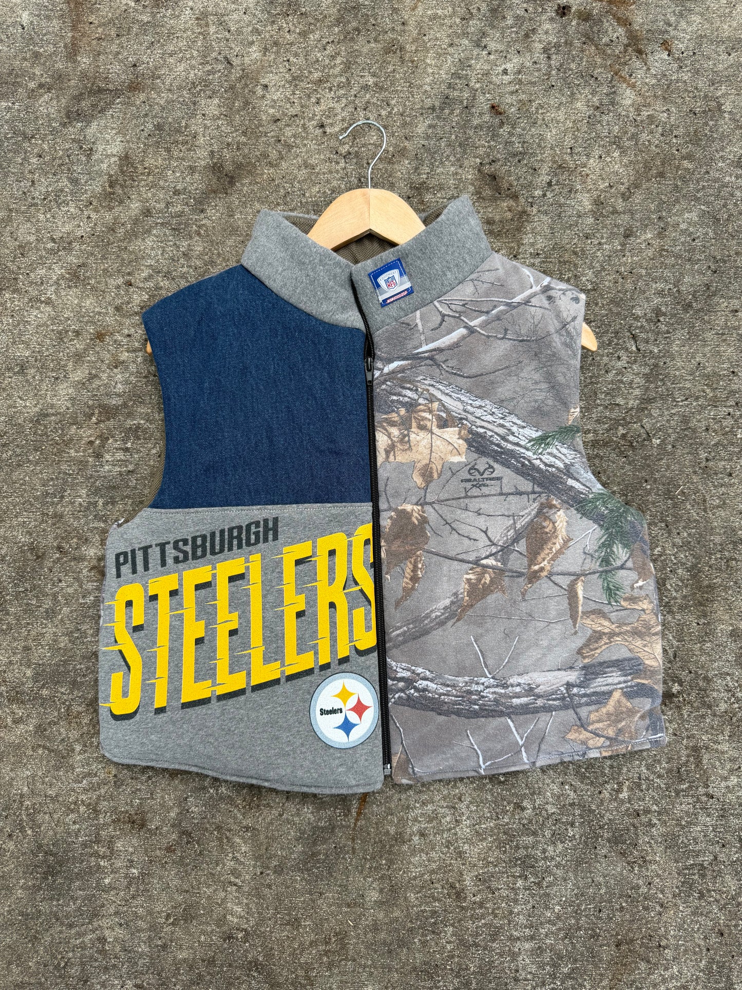 Pittsburg Steelers Puffer Vest - M