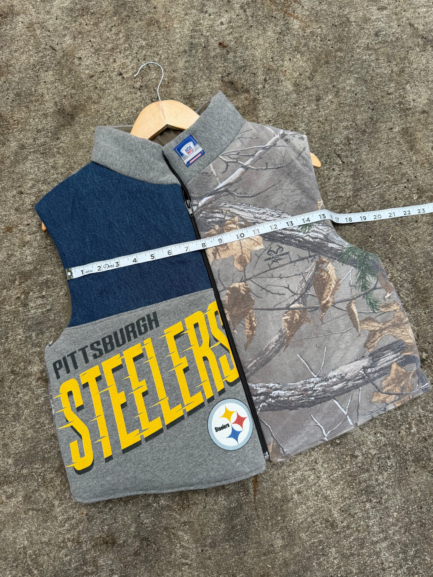 Pittsburg Steelers Puffer Vest - M