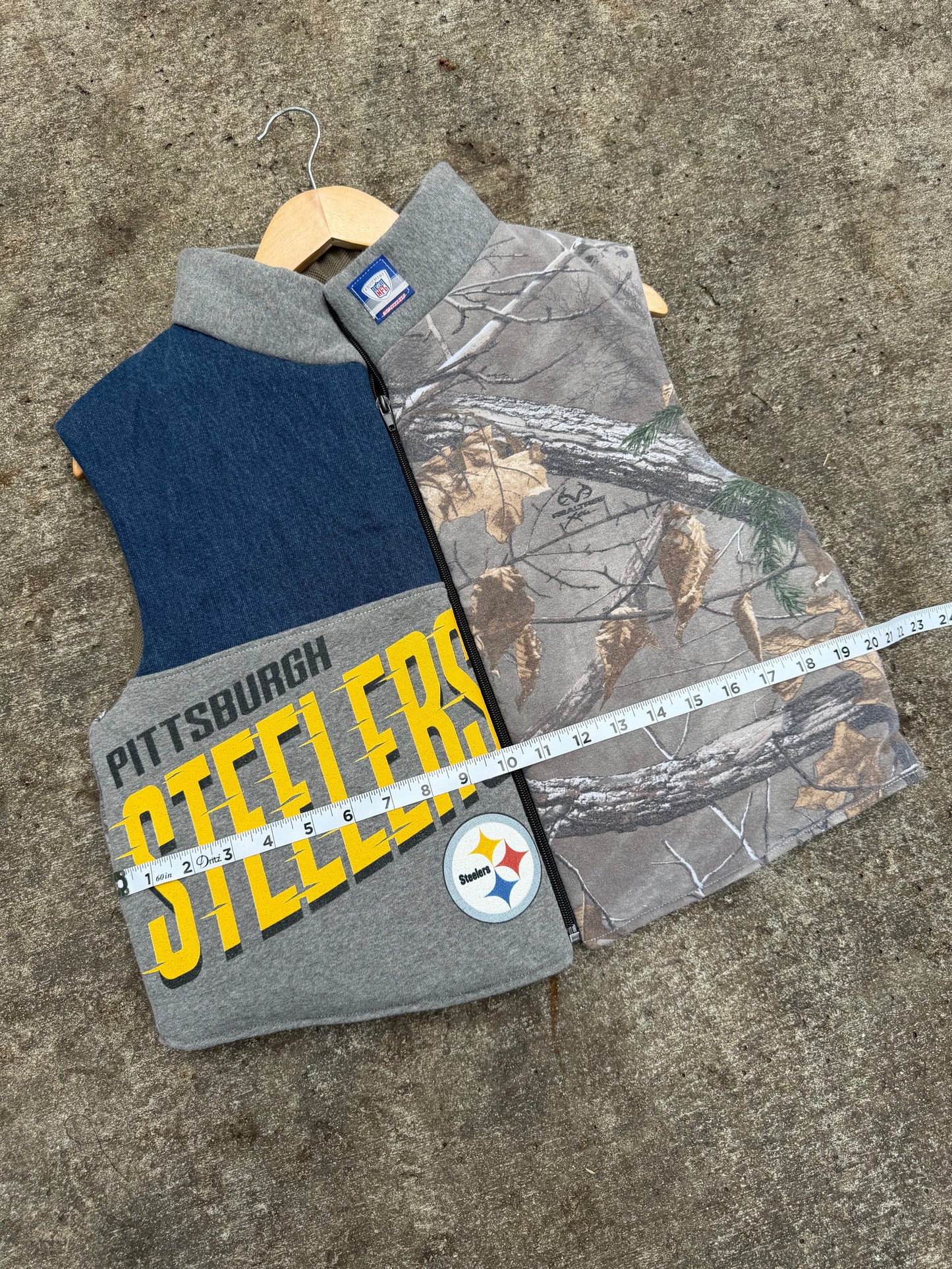 Pittsburg Steelers Puffer Vest - M