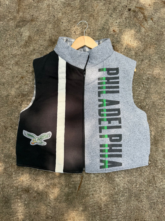 Philly Eagles Puffer Vest - L