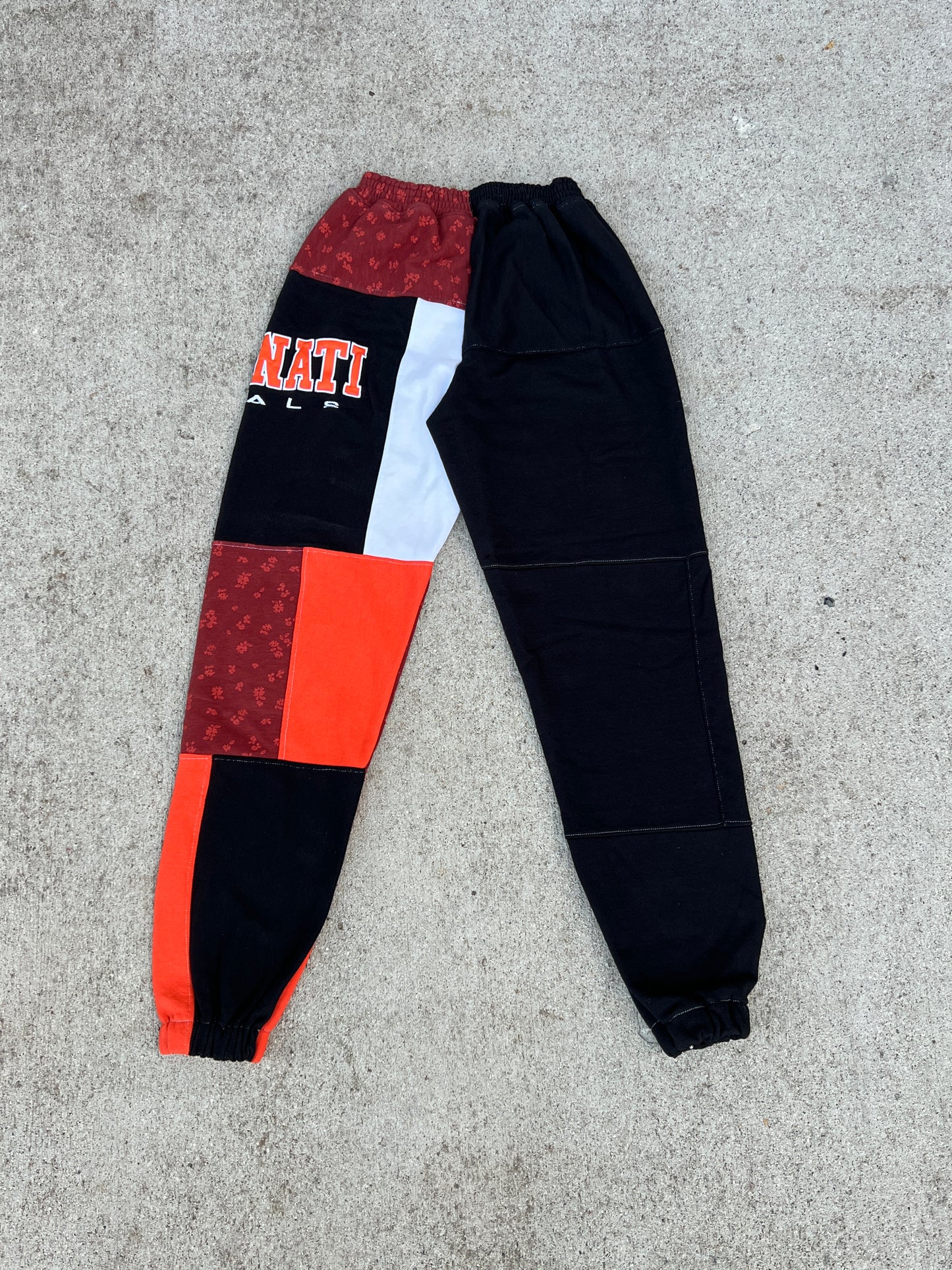 Cincy Bengals Floral Fleece Sweatpants